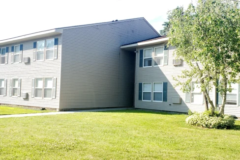 ClintonManor-Exterior04