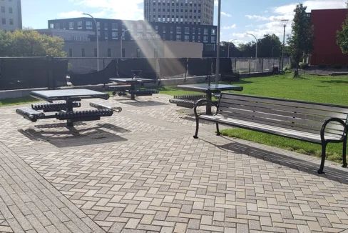 ClintonPlaza-Exterior04