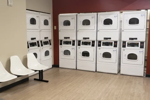 ClintonPlaza-Laundry01