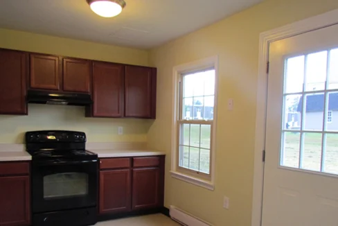 ColonialSquare-Kitchen02