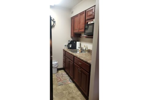 ElizabethSquare-Web20023-Kitchen01