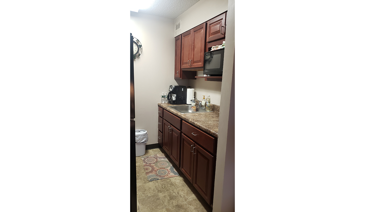 ElizabethSquare-Web20023-Kitchen01