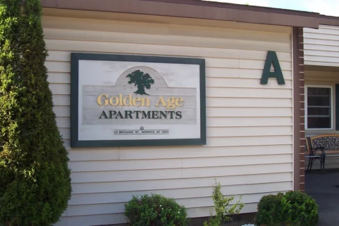 GoldenAge-Exterior03