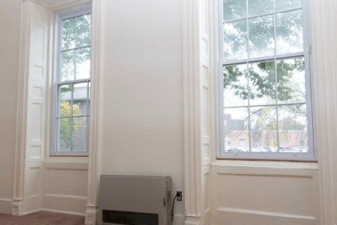 HistoricPastures-LivingRoom02