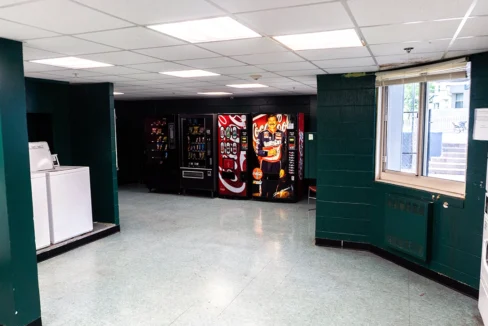 KennedyPlaza-Laundry01