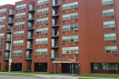 MadisonPlaza-Exterior04