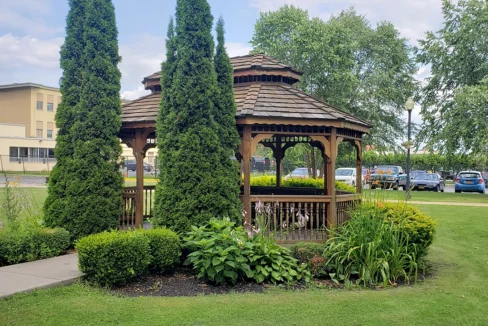 MadisonPlaza-Exterior11