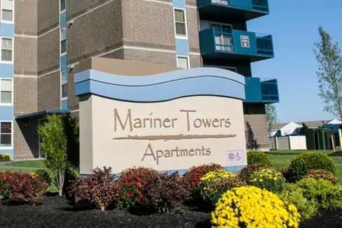 MarinerTowers-Exterior01