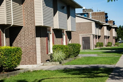 MarinerTowers-Exterior05