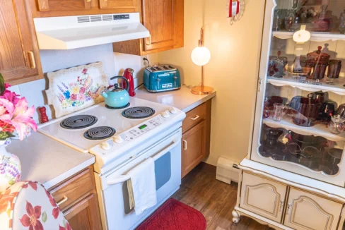 MarionManor-Kitchen03