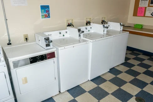 MarionManor-Laundry01