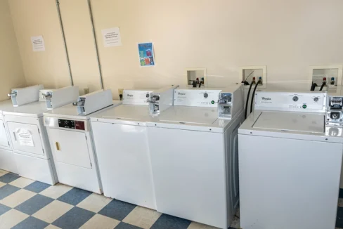 MarionManor-Laundry02