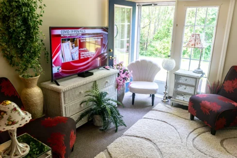 MarionManor-LivingRoom03