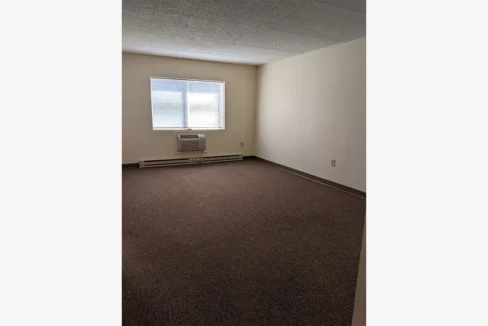 MohawkTerrace-LivingRoom01