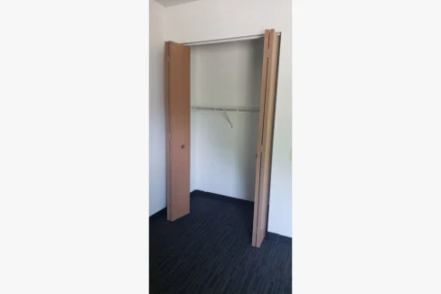 MohawkValley-Bedroom01