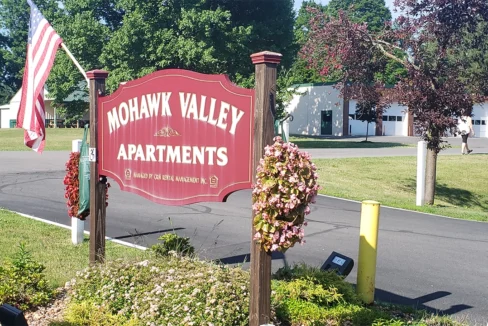 MohawkValley-Exterior01