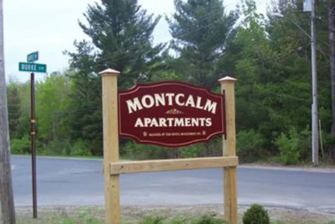 Montcalm-Exterior03