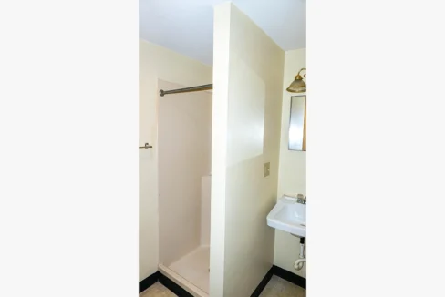 Morrisville-Bathroom02