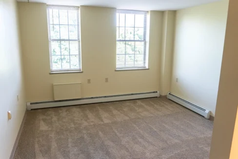 NewYorkMillsSeniorCenter-Bedroom06