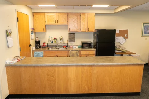 NewYorkMillsSeniorCenter-CommunityRoom04