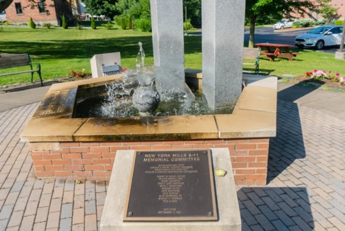 NewYorkMillsSeniorCenter-Exterior07