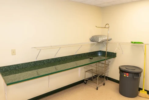 NewYorkMillsSeniorCenter-Laundry04