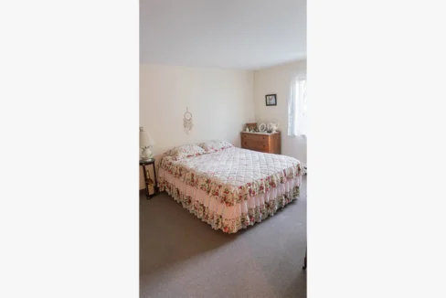 NoyesManor-Bedroom01