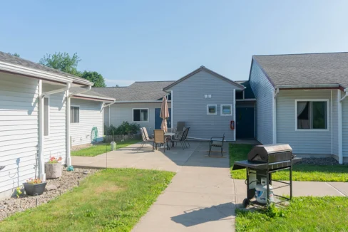 OliverBurleigh-Exterior07