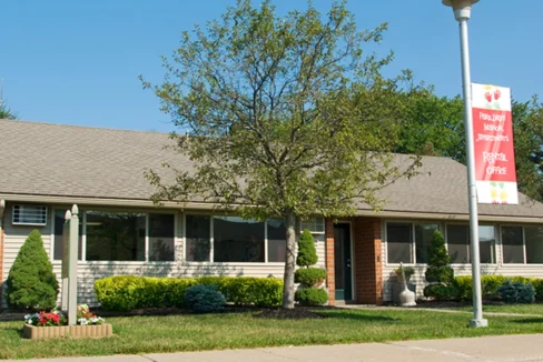 ParkDriveManorTwo-Exterior03