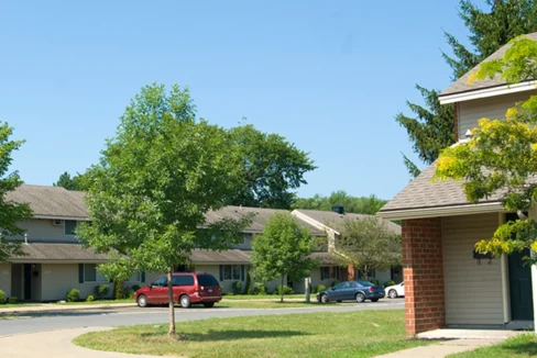 ParkDriveManorTwo-Exterior06