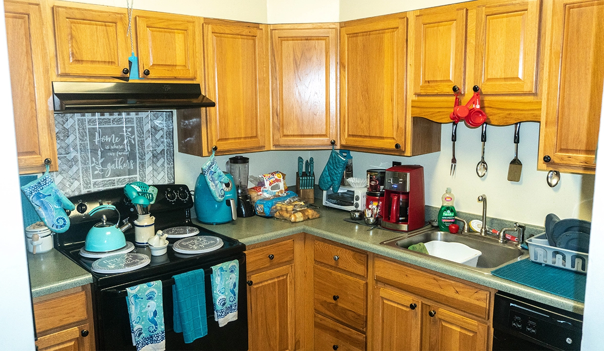 ParkDriveManorTwo-Kitchen04