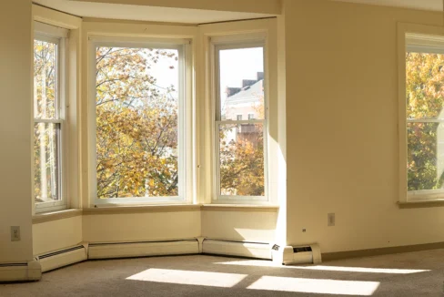 PasturesMansions-LivingRoom01