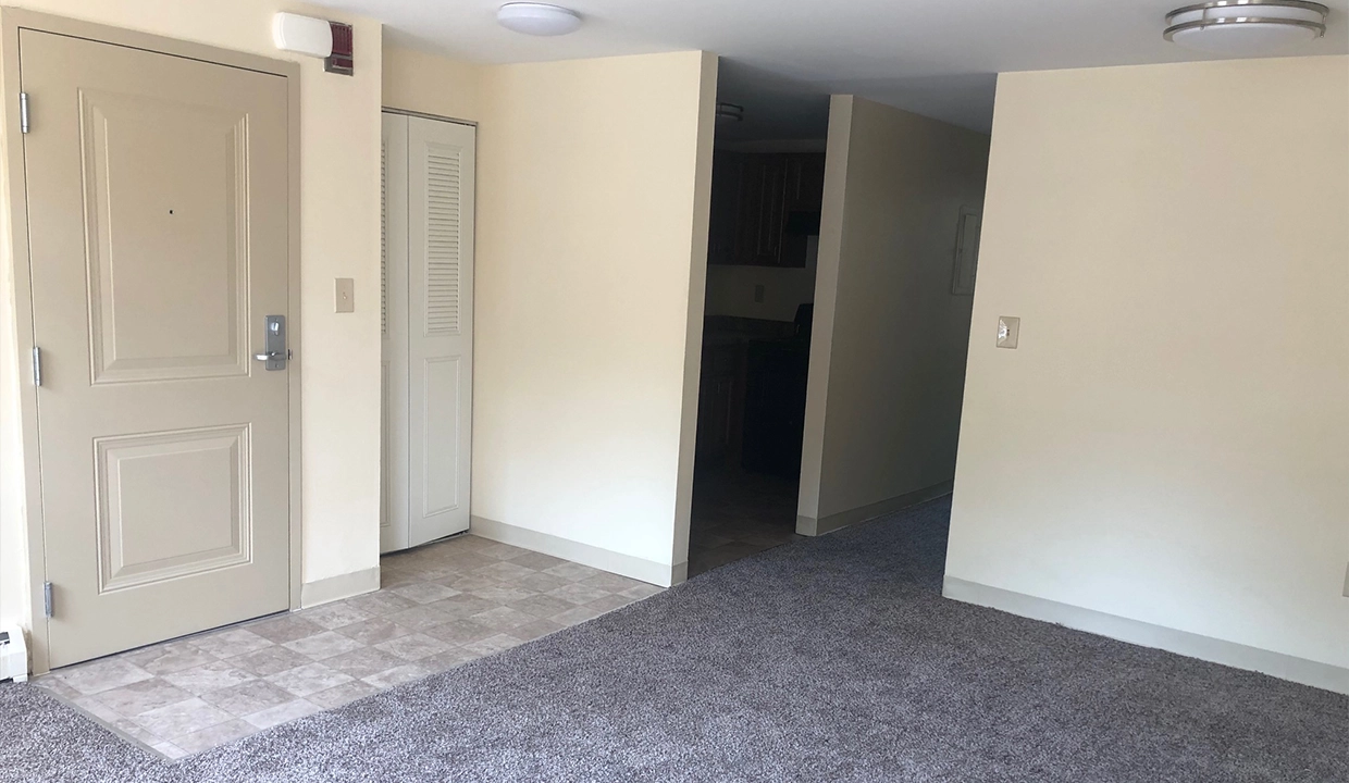 RobinsonSquare-LivingRoom01