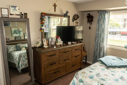 Springbrook-Bedroom01