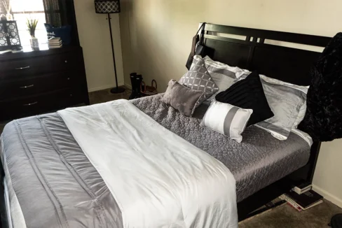 Springbrook-Bedroom04