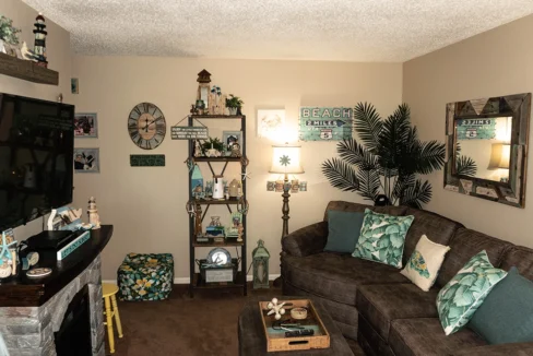 Springbrook-LivingRoom03