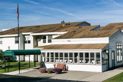 Woodsedge-Exterior06