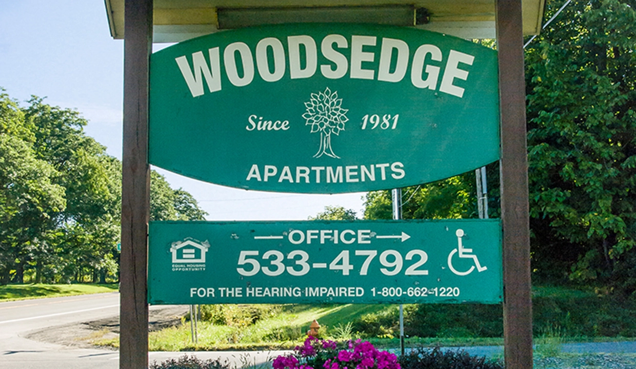 Woodsedge-Exterior07