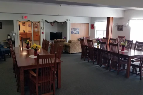 HollyManor-CommunityRoom02