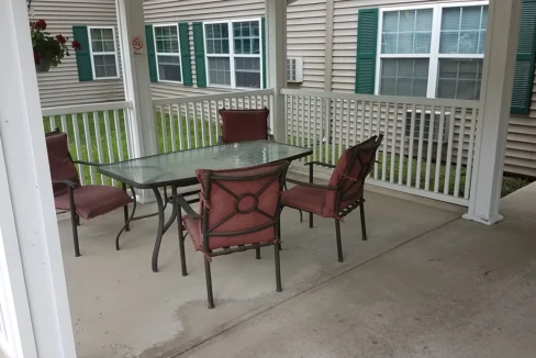 HollyManor-Exterior09