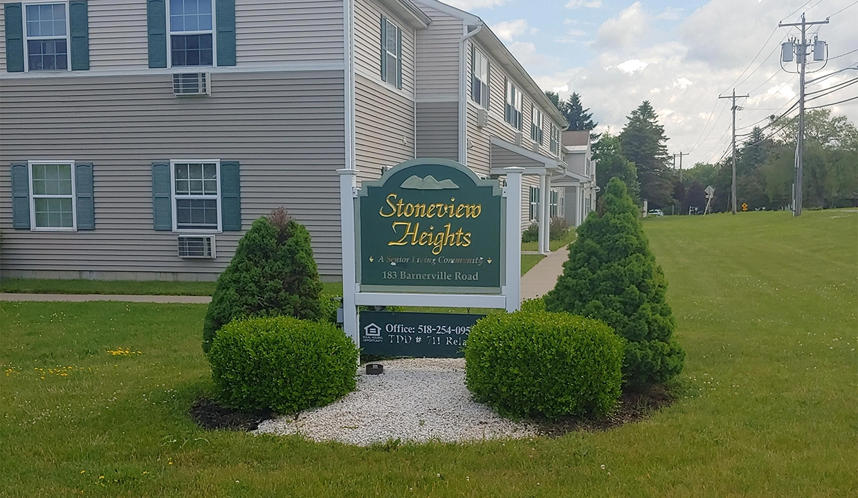 Stoneview-Exterior01