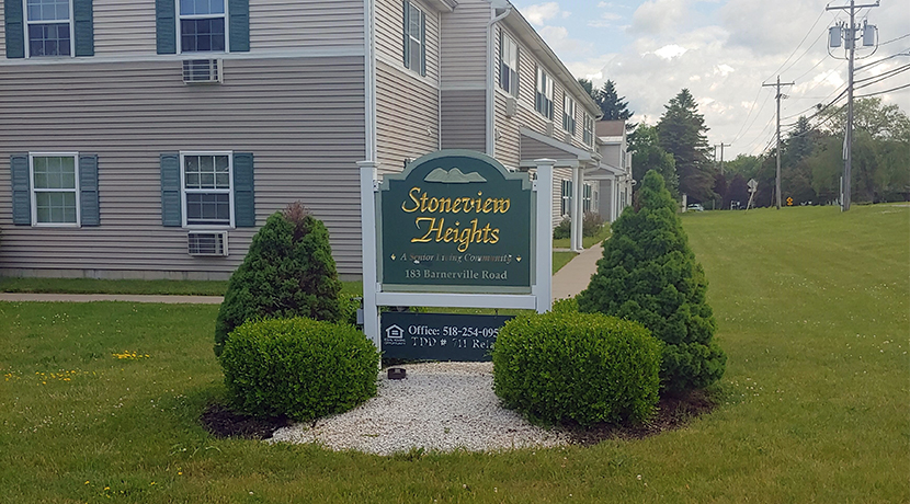 Stoneview Heights Apartments Sign