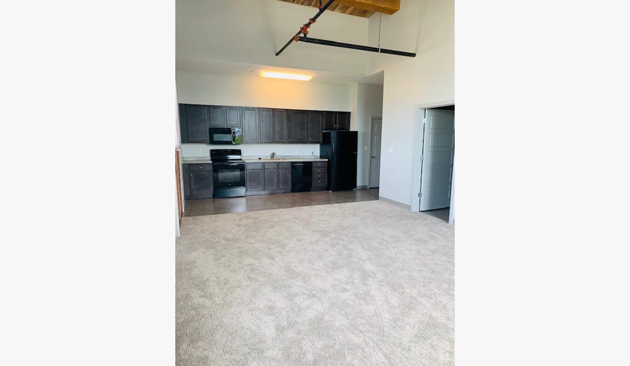 KnittingMill-Kitchen01