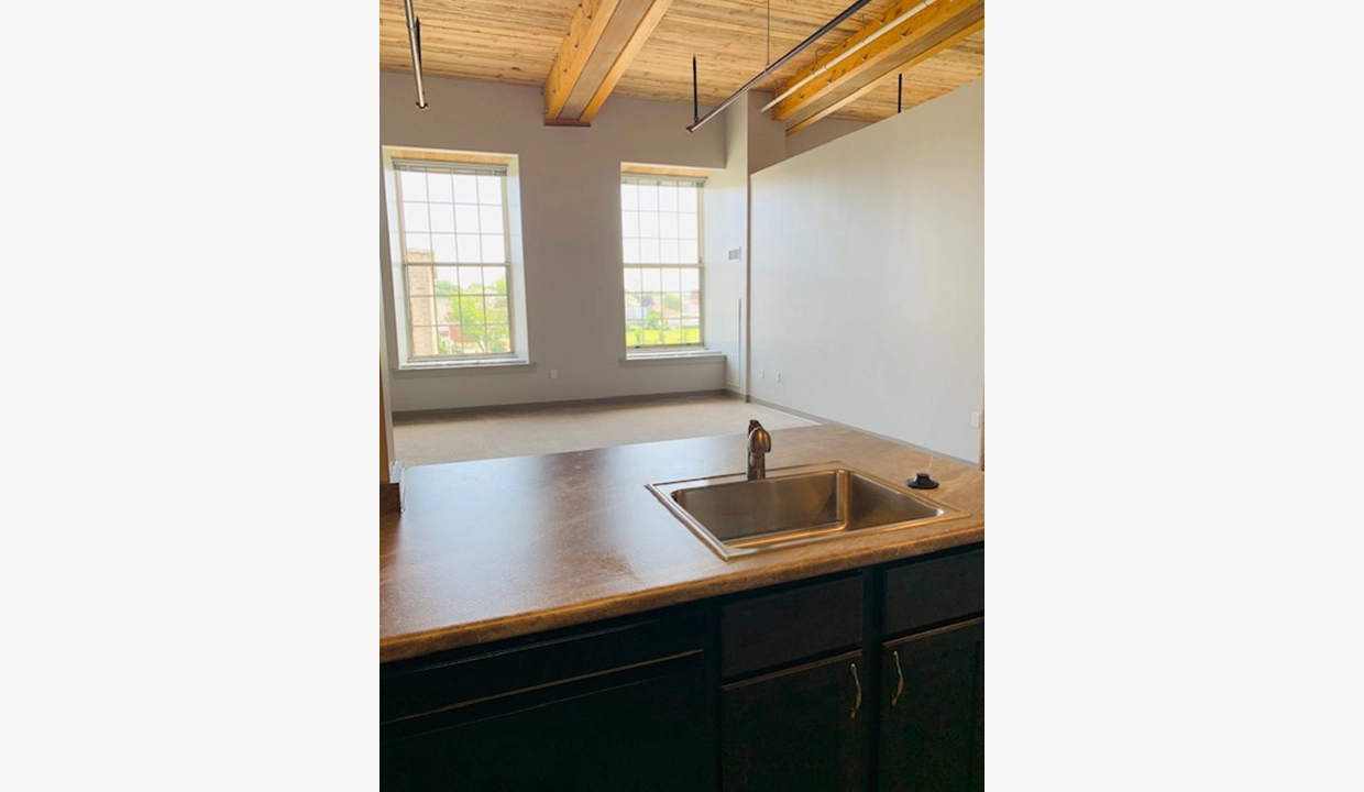 KnittingMill-Kitchen05