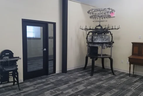 KnittingMill-Lobby07