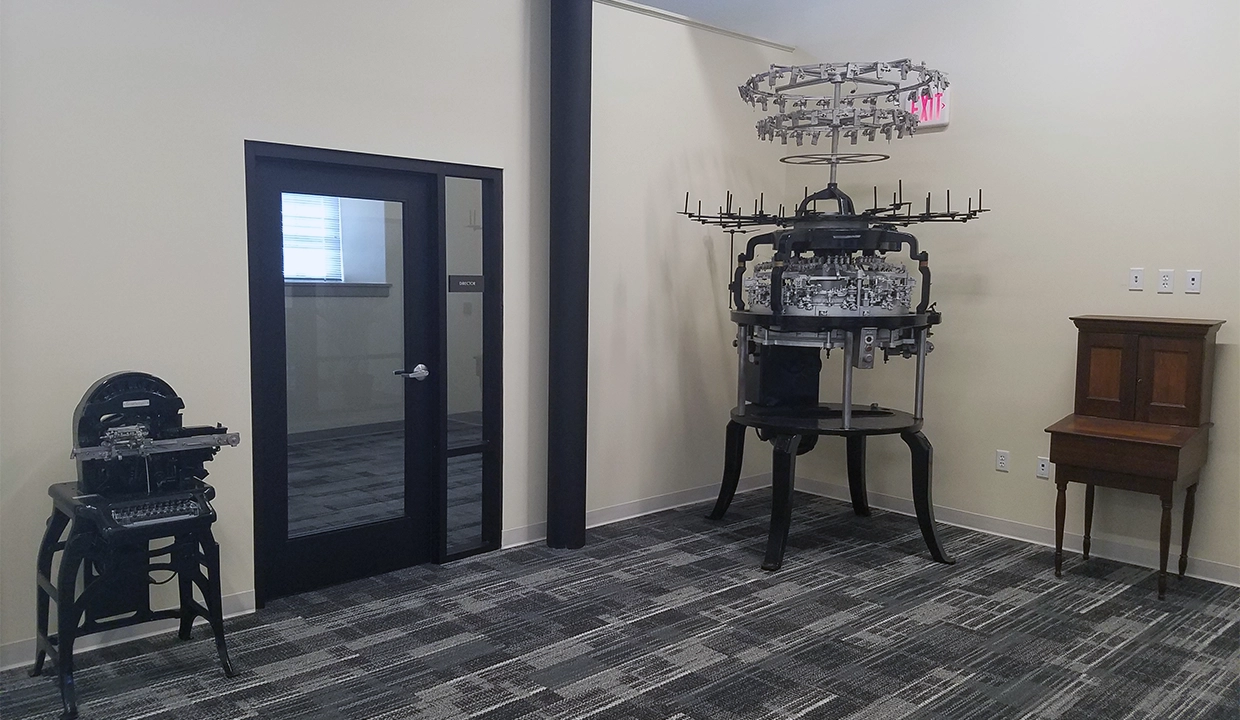 KnittingMill-Lobby07