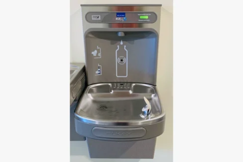 KnittingMill-Lobby08