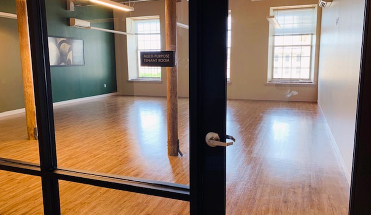 KnittingMill-Lobby11