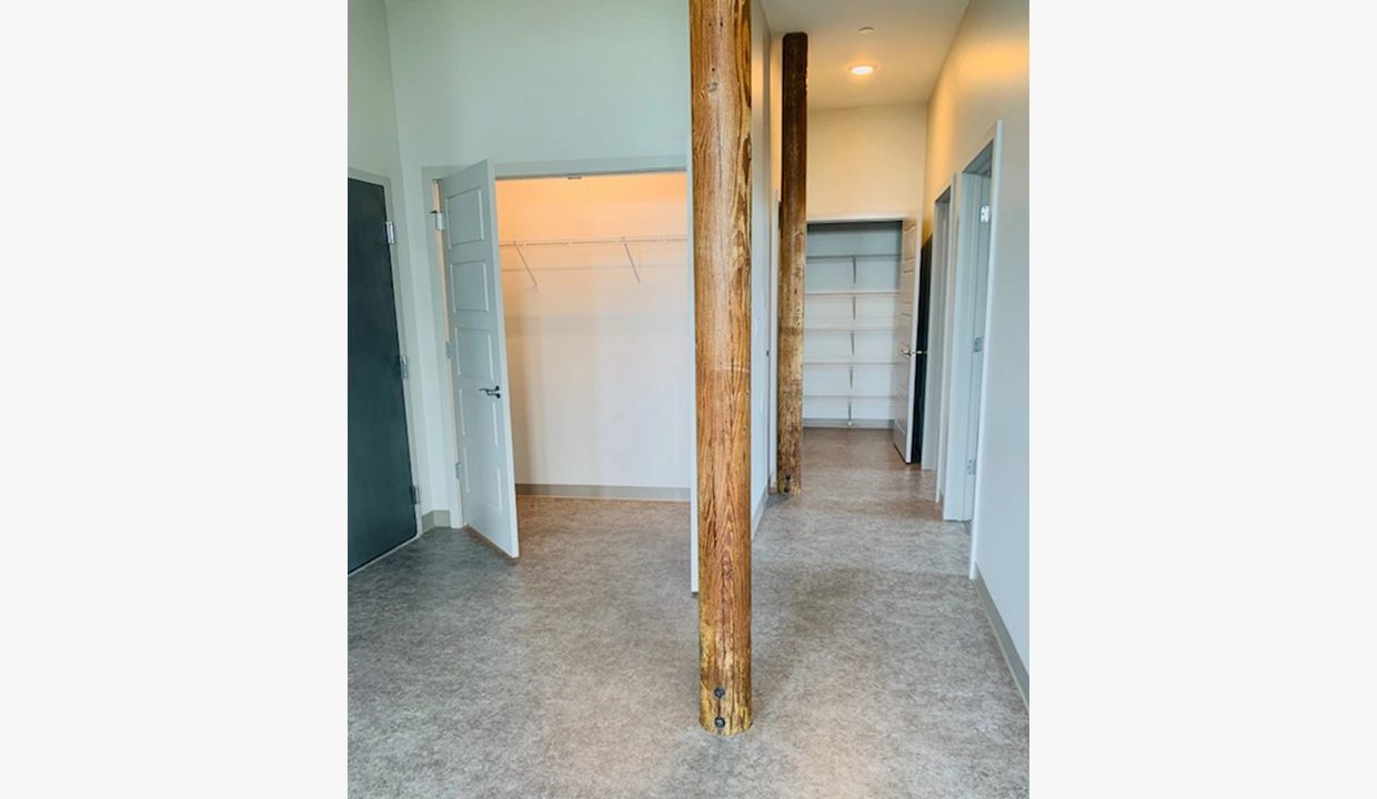 KnittingMill-Storage03