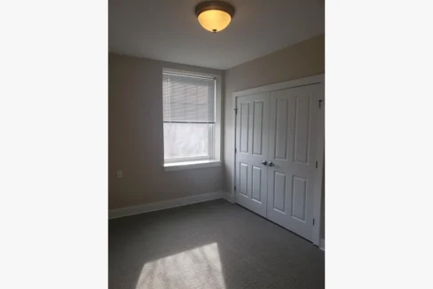 Kingsborough-Bedroom01